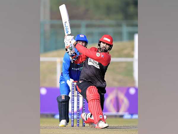 Red Carpet Delhi's Thisara Perera in action against Mumbai Champions during Indian Veteran Premier League (Image: IVPL)