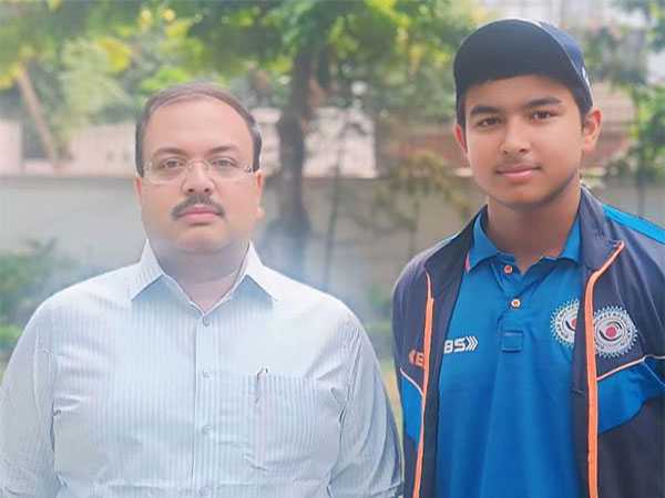 Vaibhav Suryavanshi with BCA president Rakesh Tiwari (Photo: Courtesy BCA)